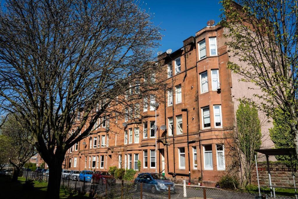 Charming 1-Bed Southside Flat In Great Location Appartement Glasgow Buitenkant foto